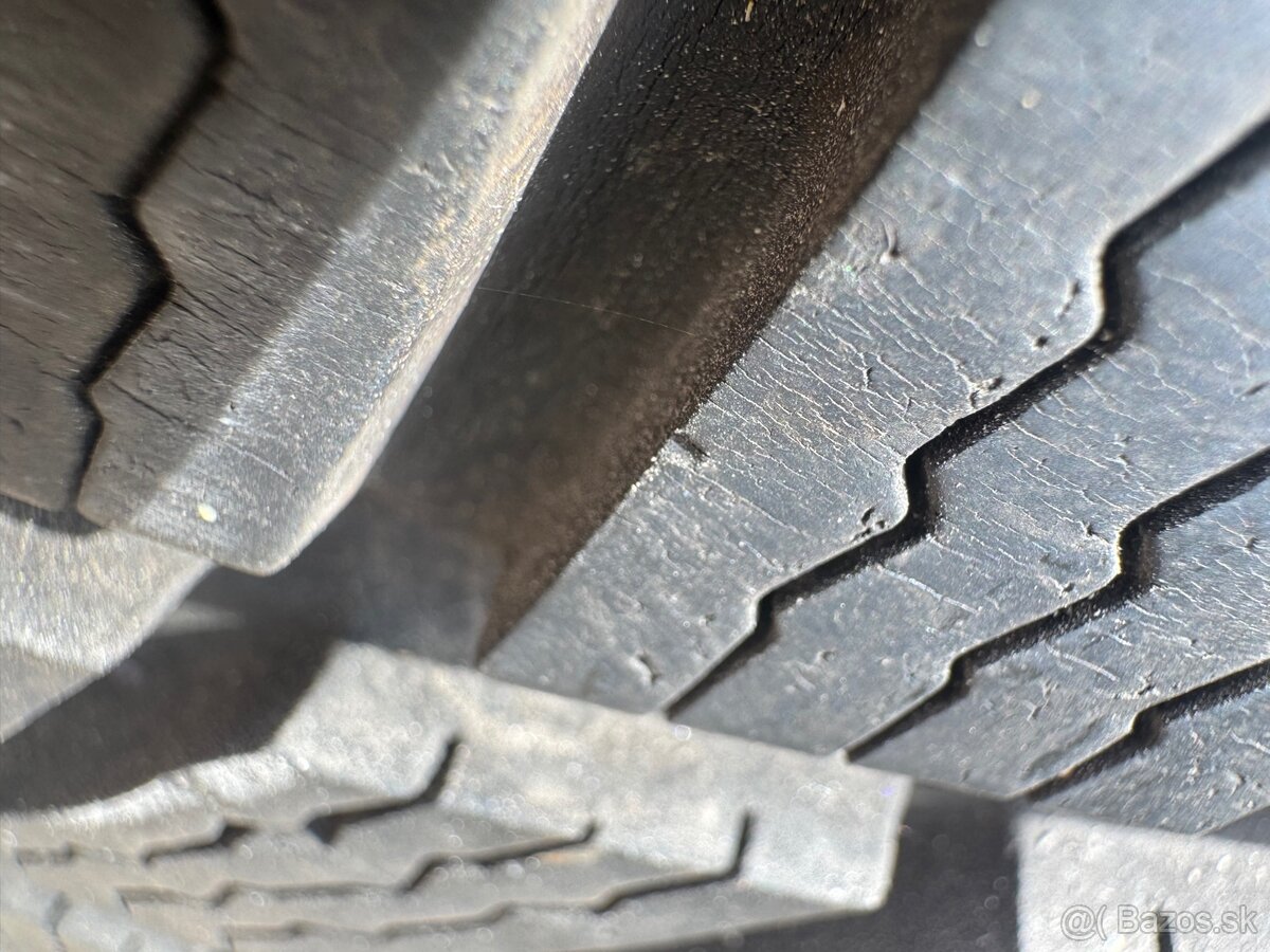 245/40 R19 98v zimné continental - 4