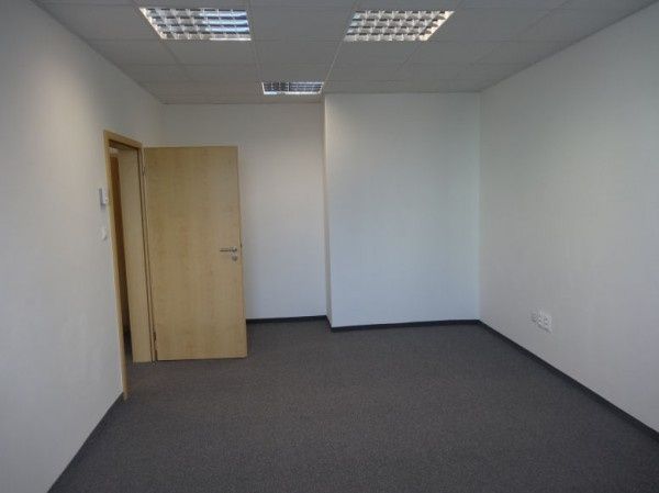 Kancelárske priestory na prenájom – Mlynské Nivy, Ružinov - 4