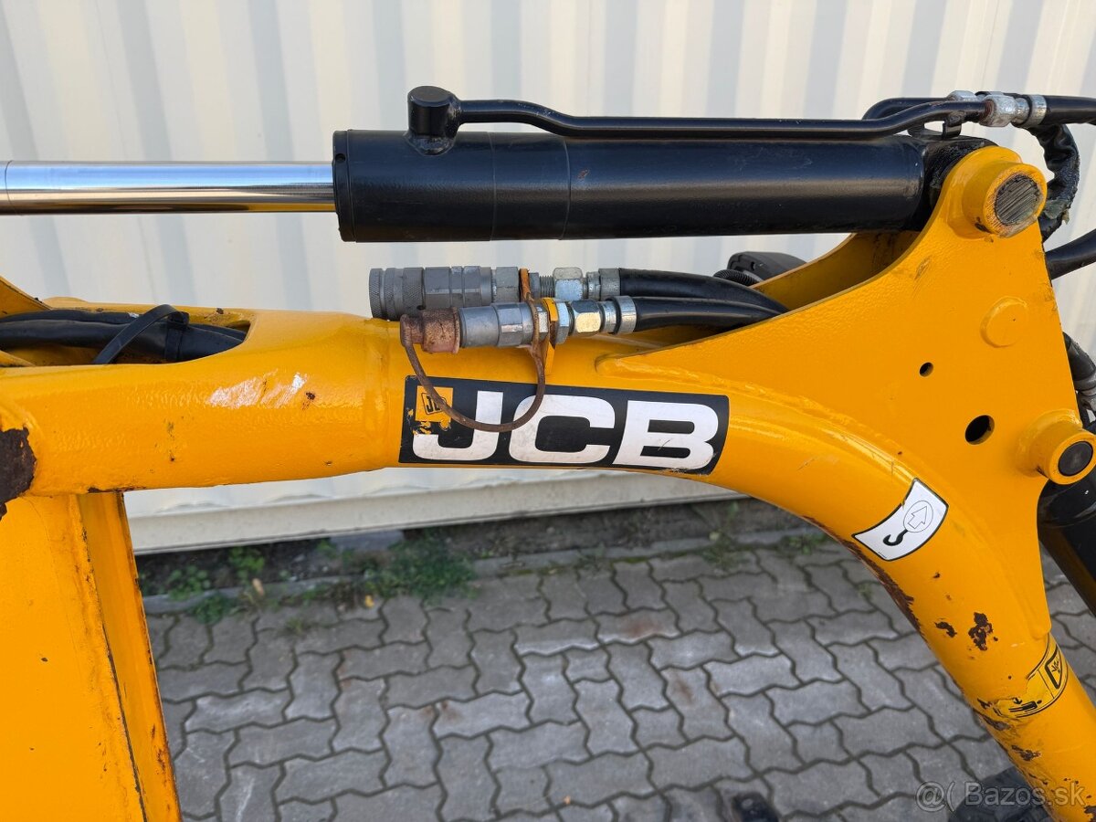 Minibagr JCB 8008CTS - 4