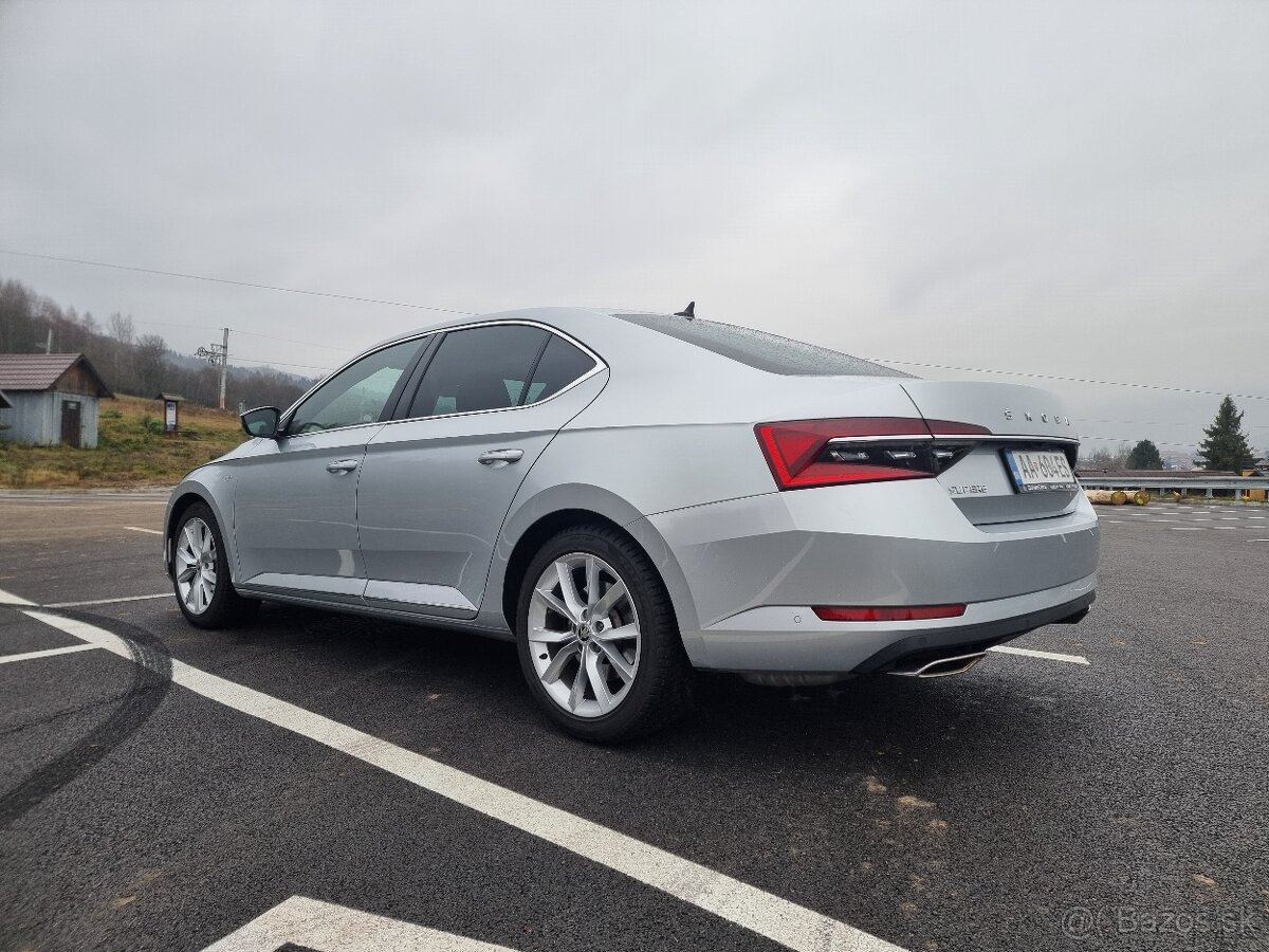 Škoda Superb 2.0 TSI 4x4 Laurin & Klement (2023) - 4