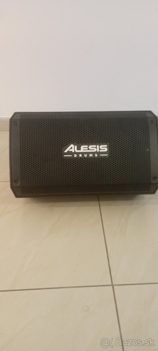 Alesis strike amp 8 mk2 - 4