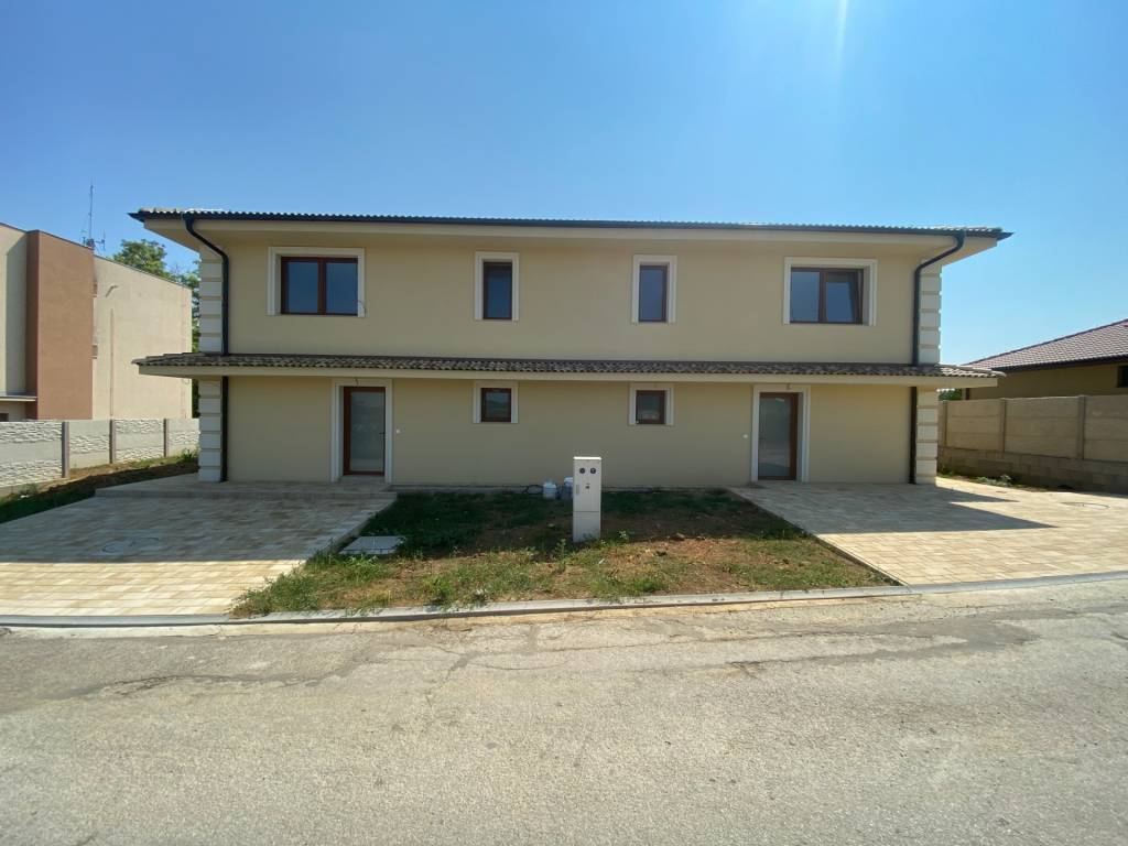 Úsporný 4 izbový poschodový rodinný dom - novostavba, Veľké - 4