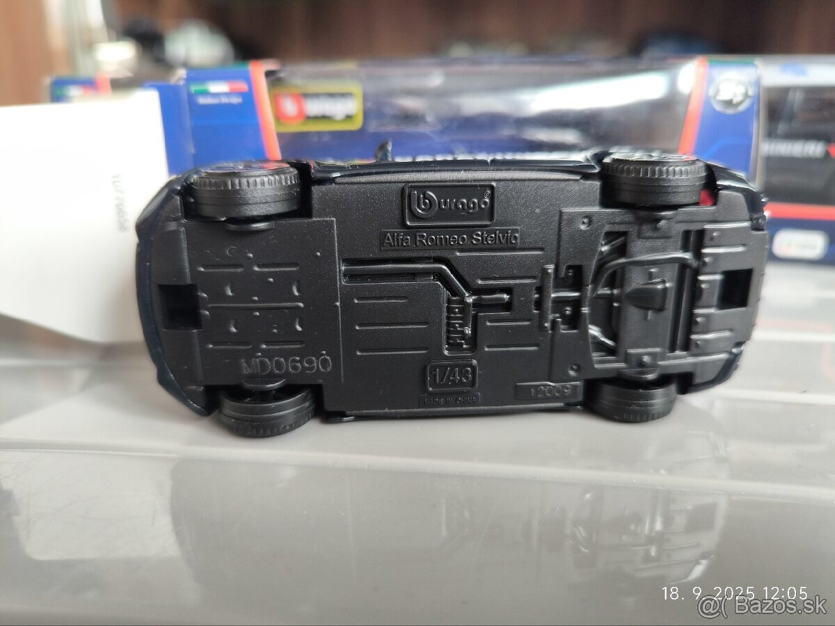 Predám modely bburago v mierke 1:43 - 4