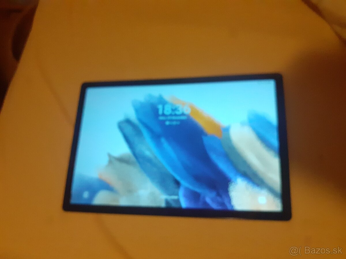 Samsung Galaxy Tab A8 SM - X200 - 4