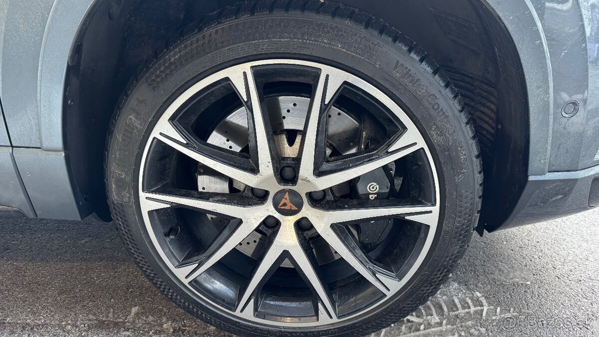 Cupra Formentor 5 - 4