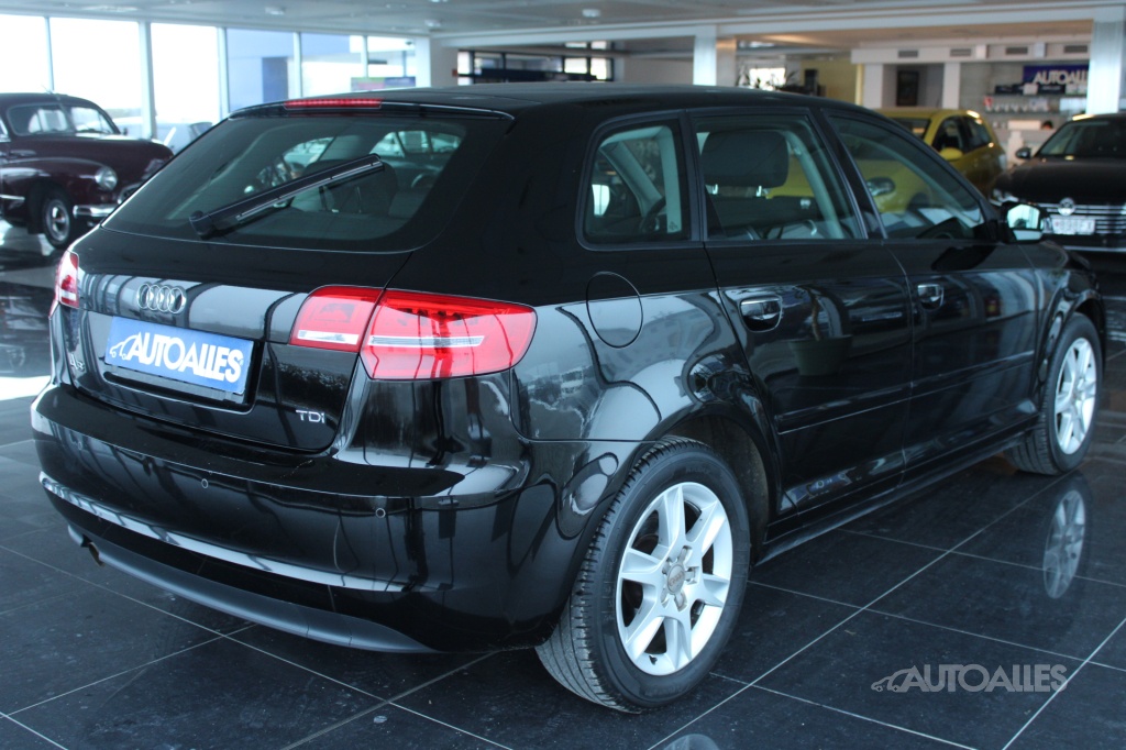 Audi A3 Sportback 1,6 TDi 66 kW - 4
