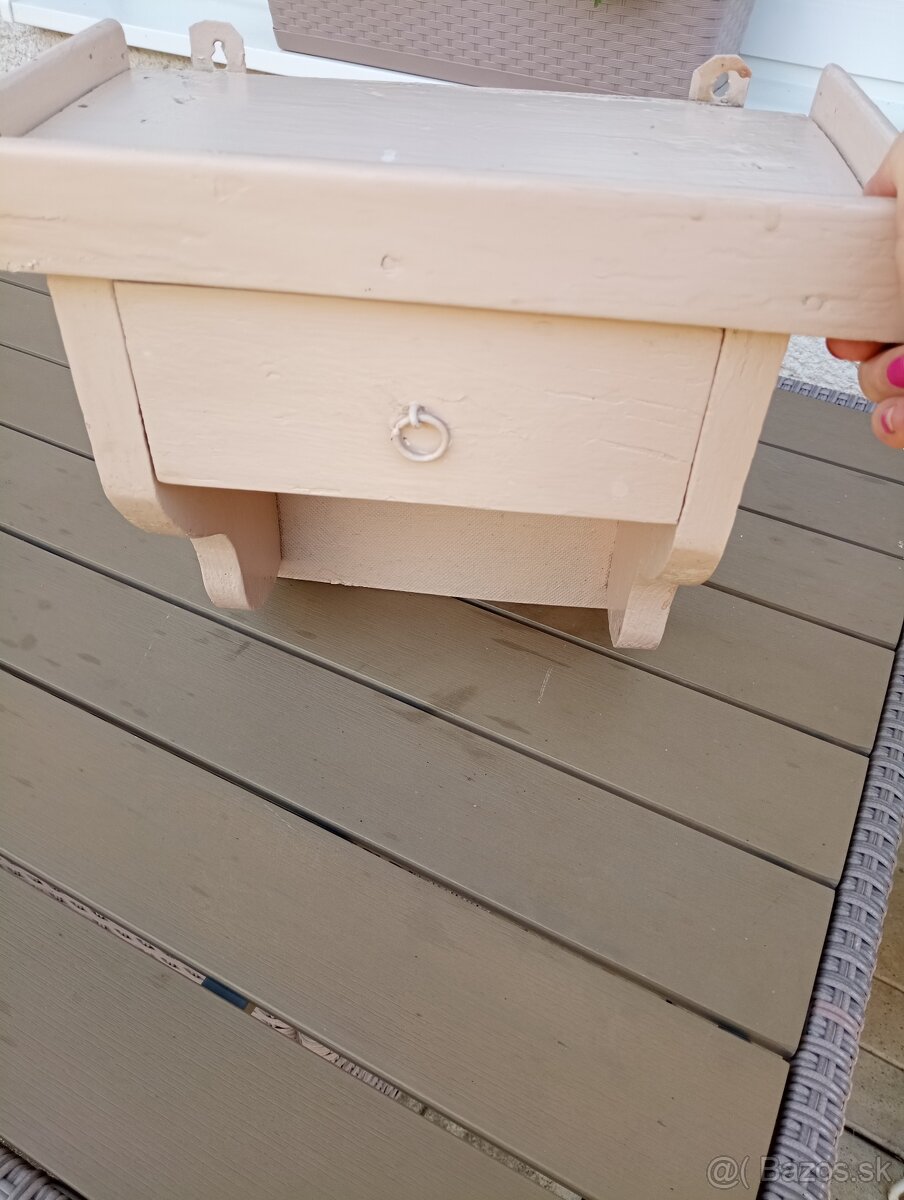 Biela skrinka so šuflíkom - 4