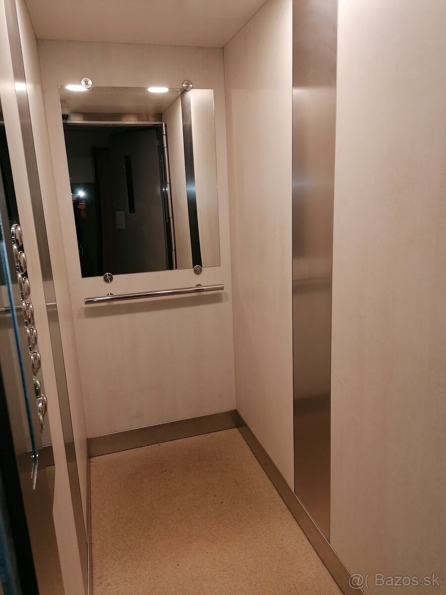 1 izbový byt Nové Zámky - 4