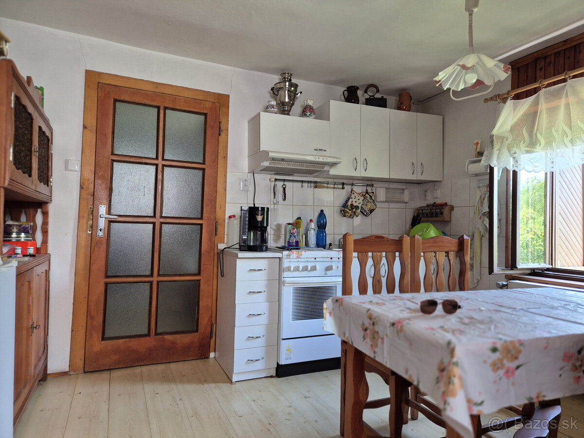 REZERVOVANÉ-Predaj 2 izbový rodinný dom Vrútky - 4