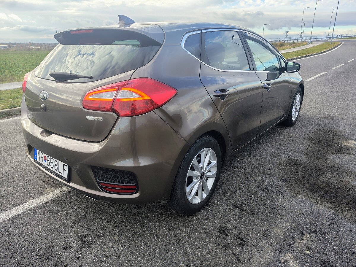 Predám KIA CEED 1.4 2018 - 4