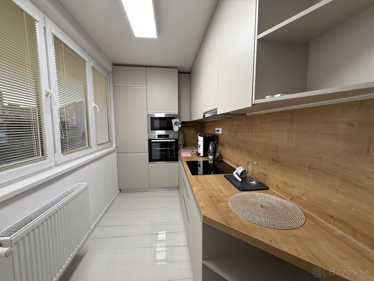 Na prenájom 4 izbový byt na Terase pri nemocnici-Voľný hned - 4