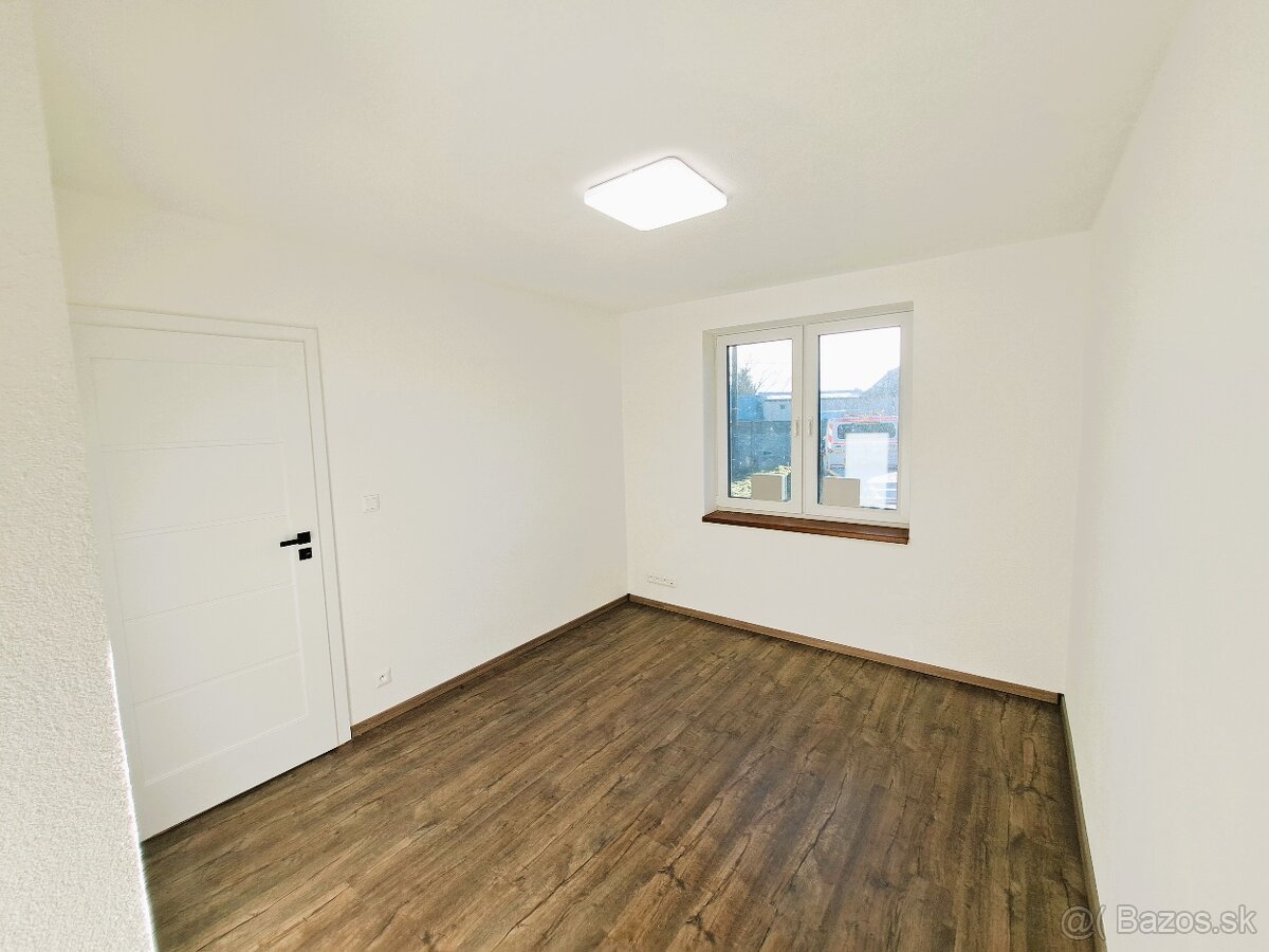 SKOLAUDOVANÁ NOVOSTAVBA-4i RD Brezina - 4