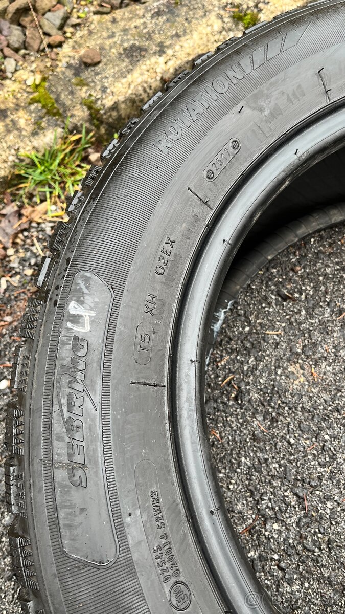 2x zimné pneu 225/60 r17 - 4