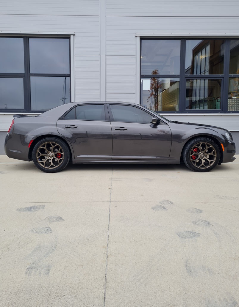 Chrysler 300S Alloy Edition - 4