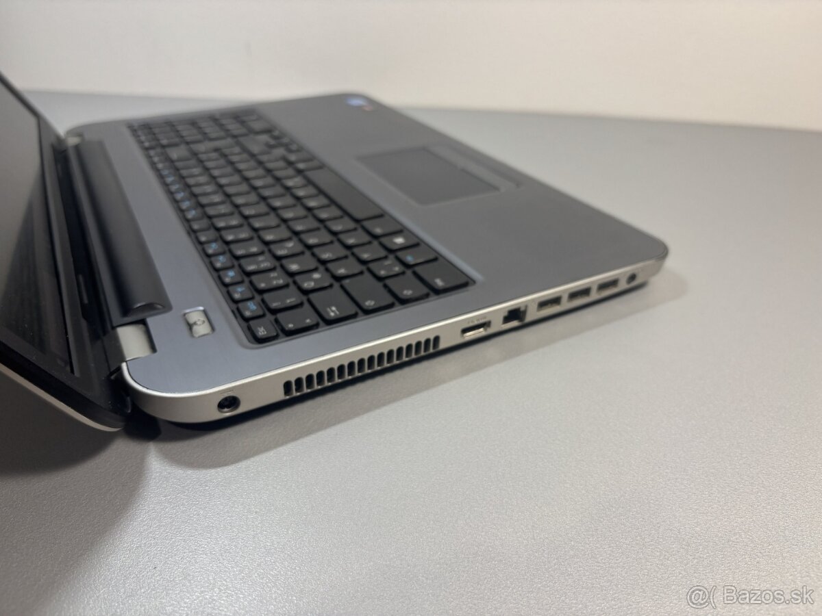 #143 - Dell Inspiron 5721/17"/i5/8GB/2GB GPU/SSD/W10 - 4