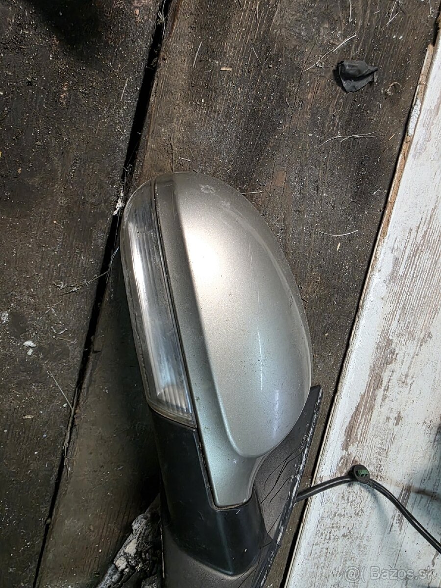 Diely zrkadla passat b6 - 4