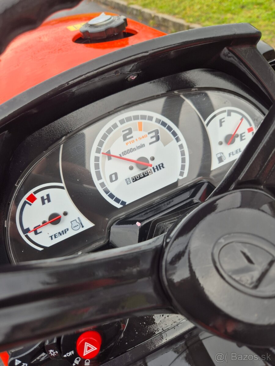 traktor KUBOTA A211N + Závažie a výorávač ČERT - 4