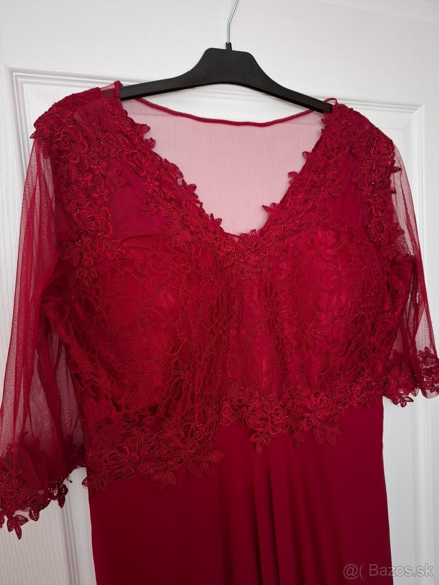 Šaty spoločenské červené 50 - 4
