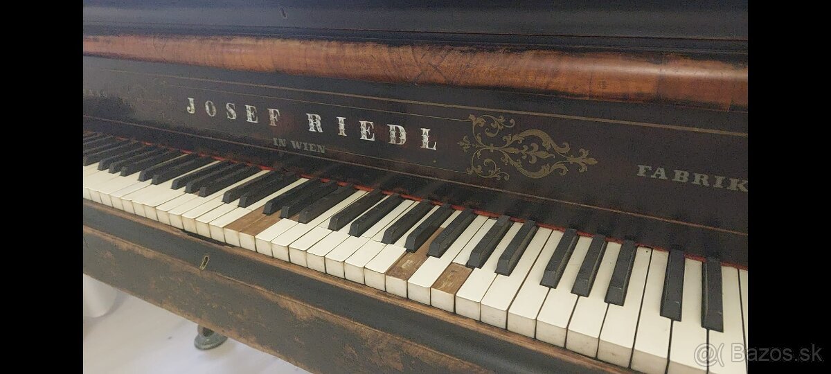 Starožitné krídlo na predaj - 4