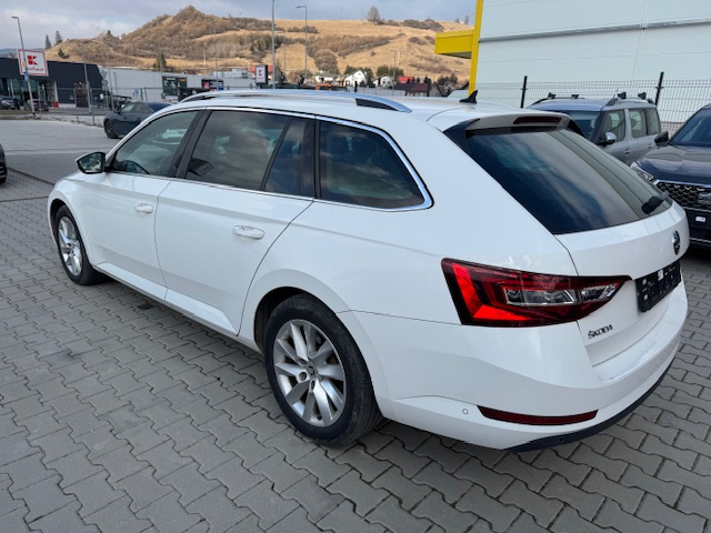 Škoda Superb Combi 2.0 TDI Business DSG AKONTACIA OD 0% - 4