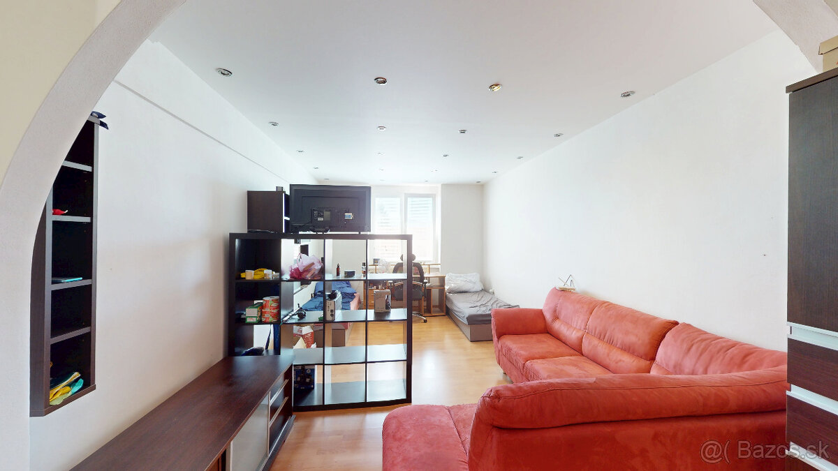 VEĽKÝ (68 m2) 2 – IZBOVÝ BYT V CENTRE MESTA - 4