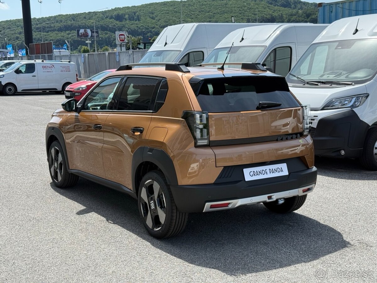 Fiat Grande Panda LA PRIMA BEV 44kWh 113k ELEKTRICKÁ - 4