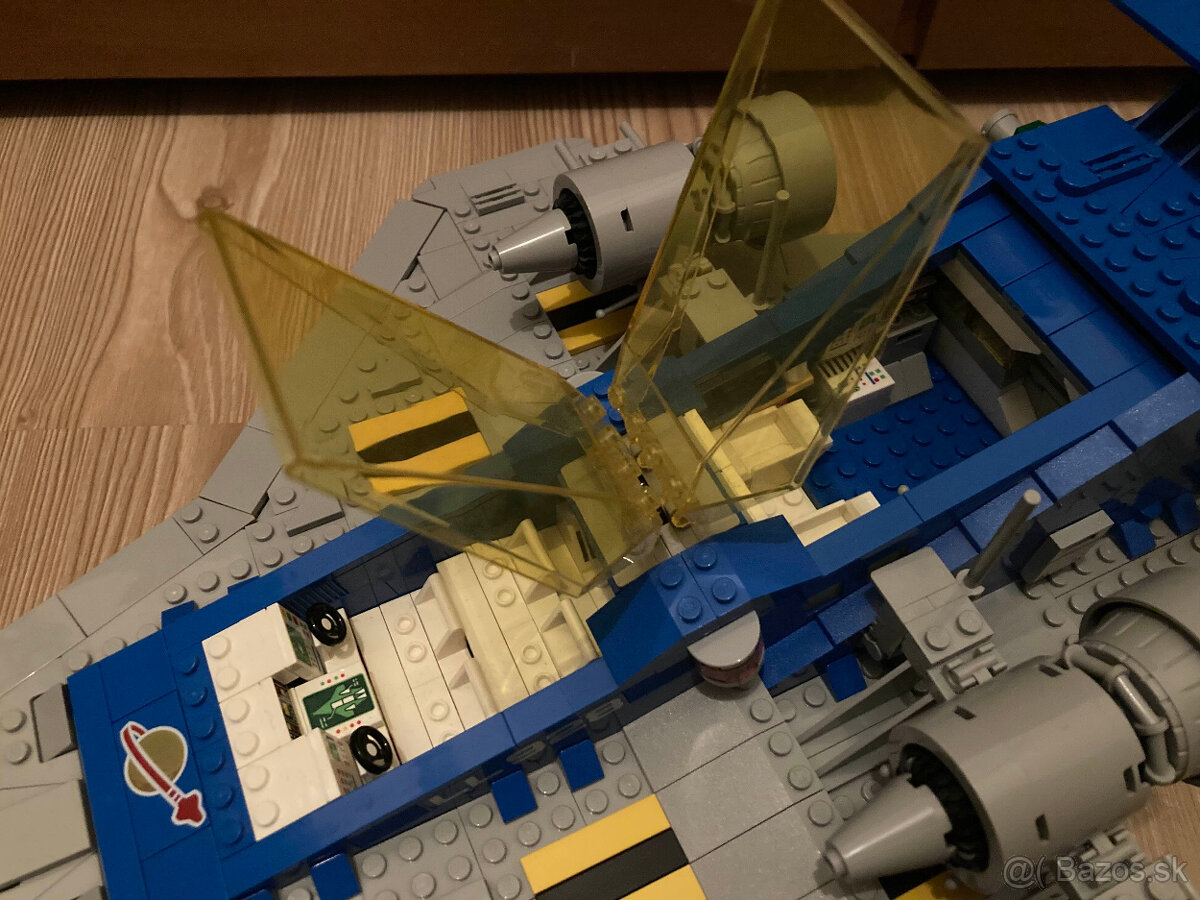 Lego Icons - Classic Space 10497 na predaj - 4