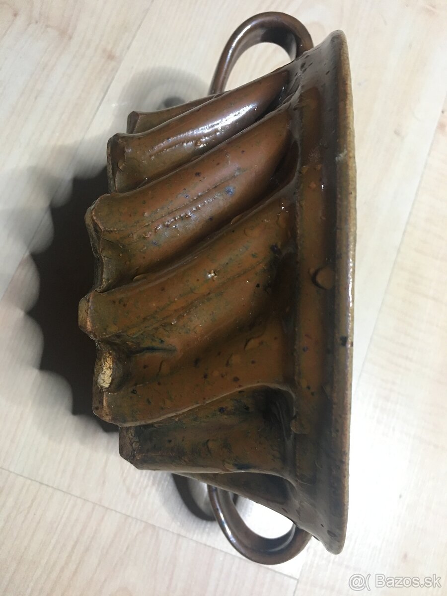 STAROZITNA FORMA na BABOVKU - 4