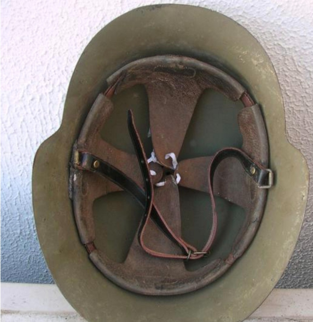 Prilba typu M 34 Eibar - 4