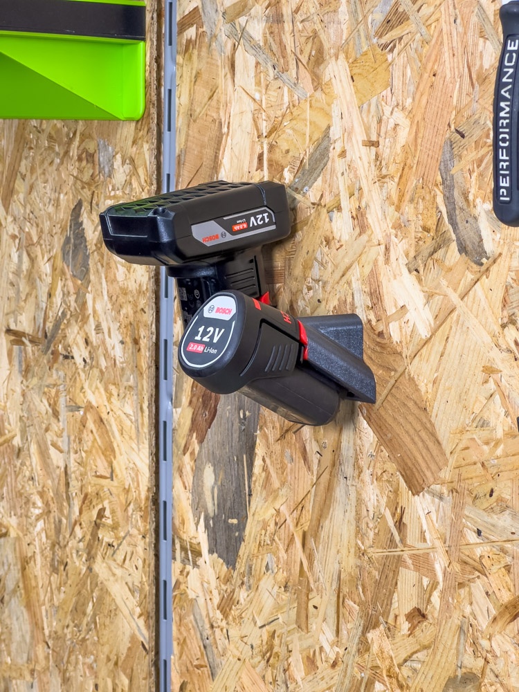 Držiaky batérií BOSCH 12V na stenu - 4