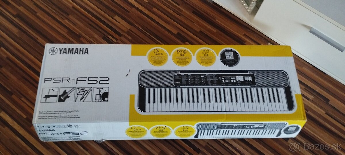 Yamaha PSR-F52 Keyboard - 4