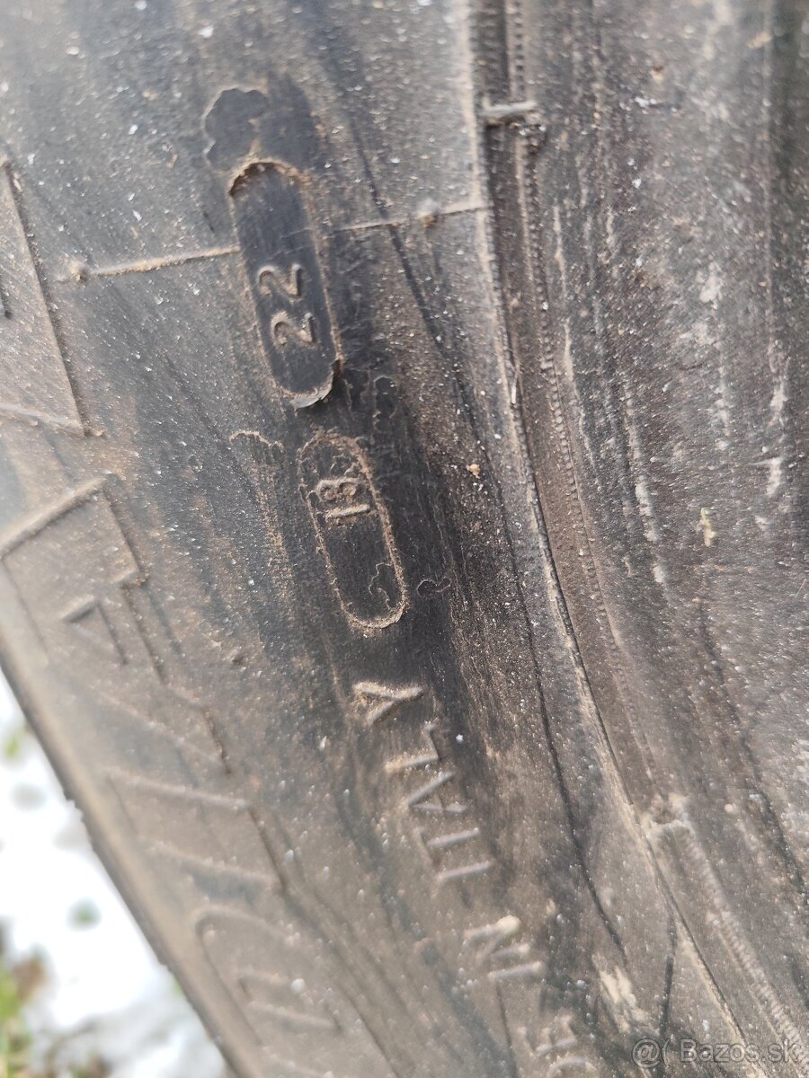 255/70 r16 - 4