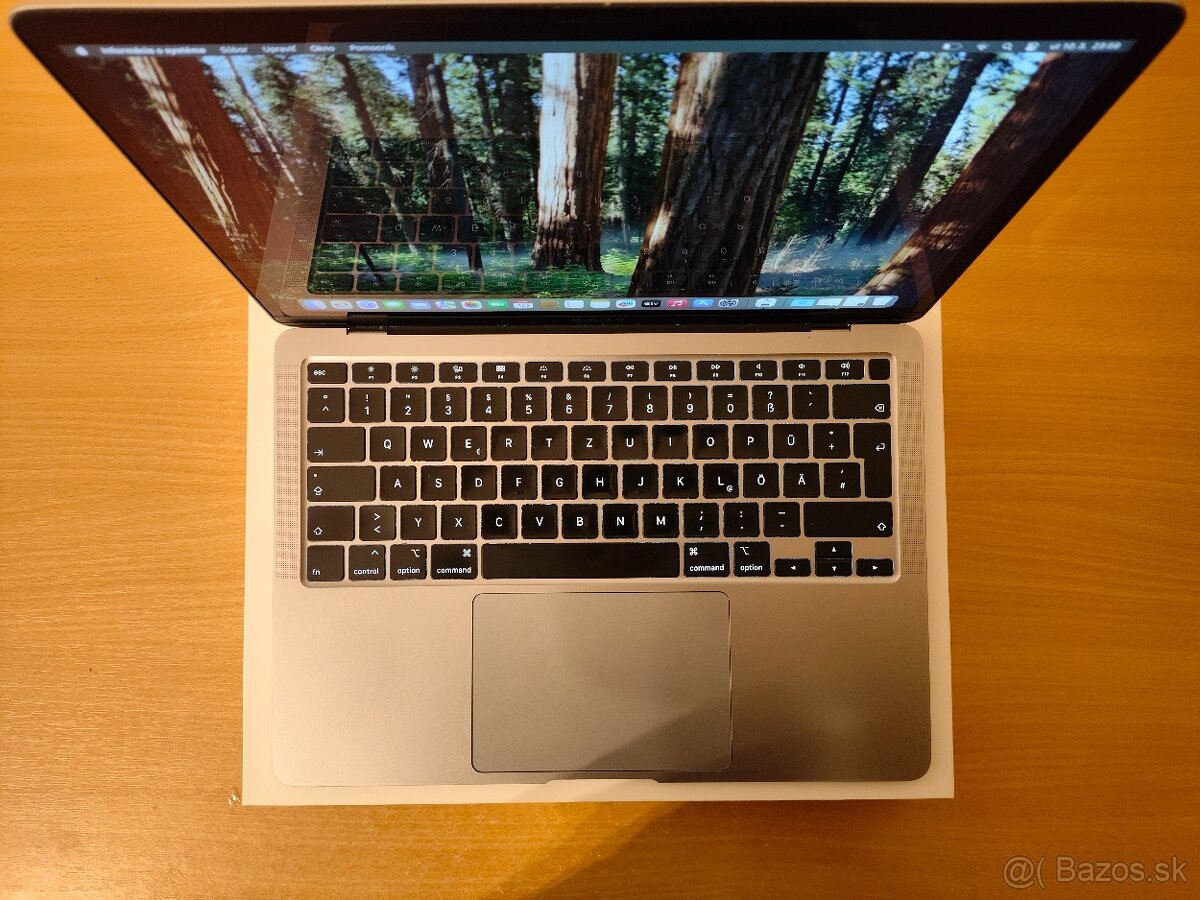 MacBook Air 13 2020 | Core i3 • 8GB • SSD - 4