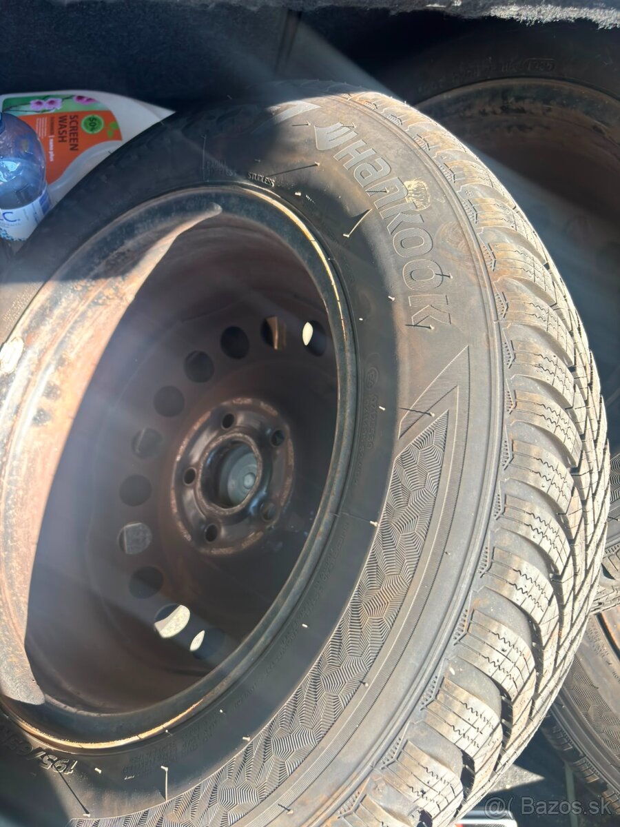 Hankook 195/65 R15 W462 91T 3PMSF - 4