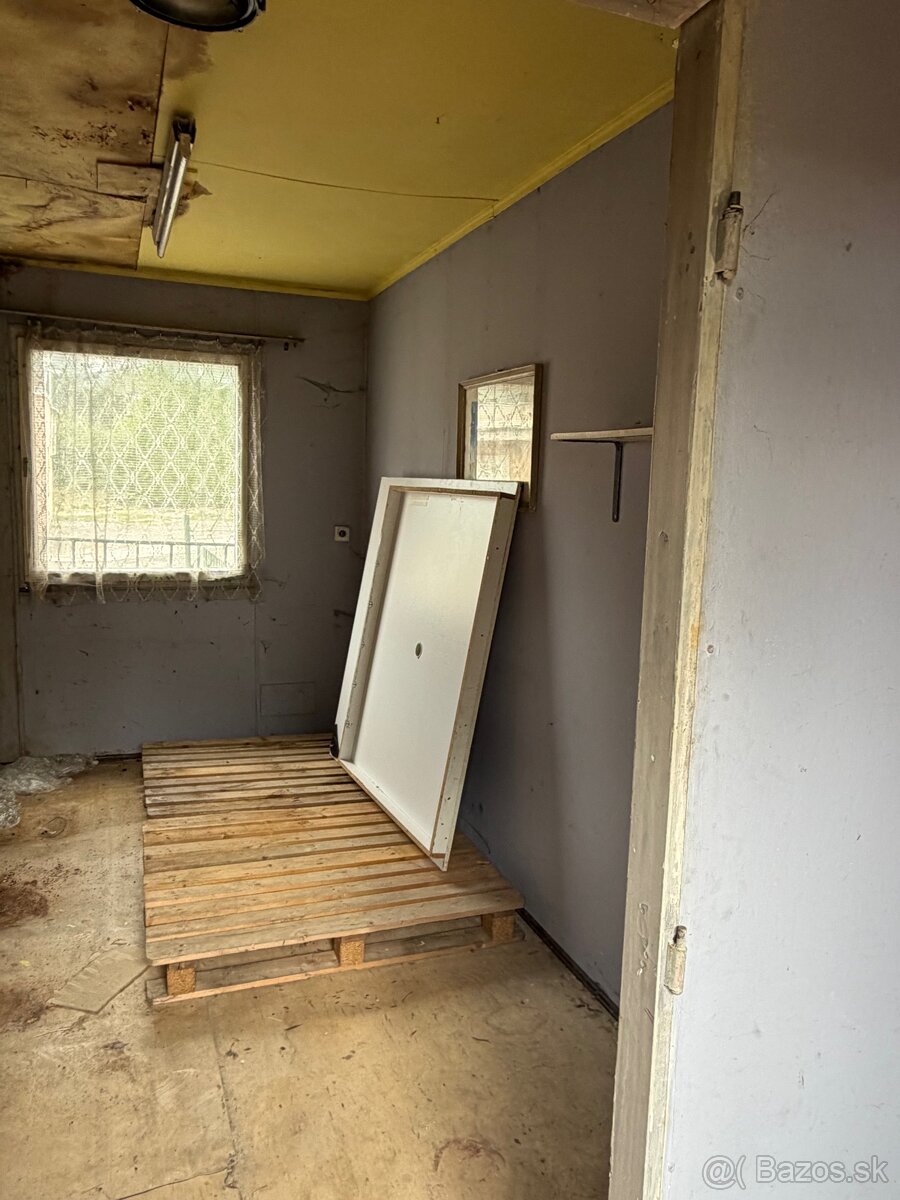 PLECHOVÁ STAVEBNÁ BUNKA 5 × 2,6 m - 4