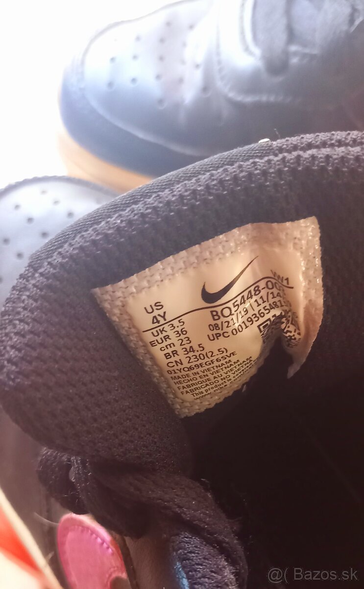 Nike č.36 - 4