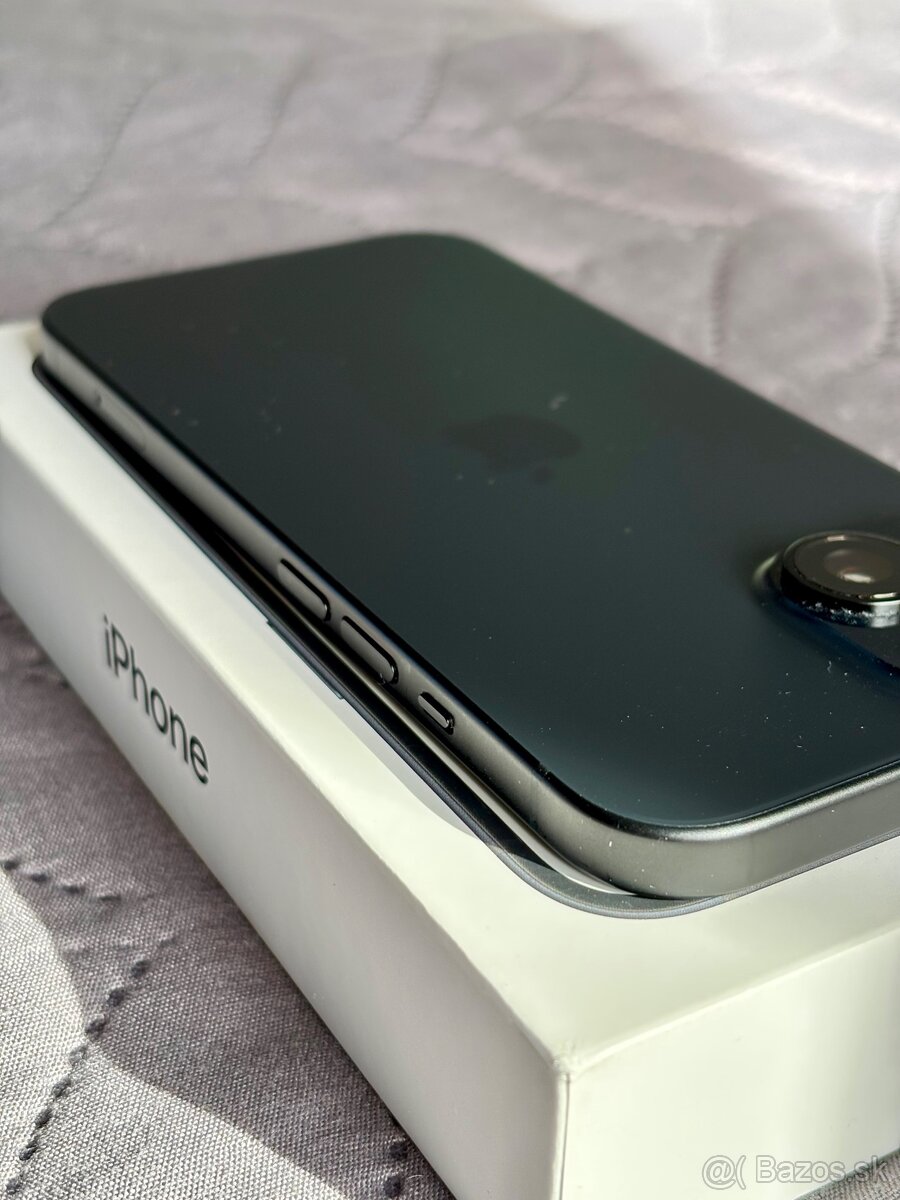 iPhone 15 Black 128GB - 4