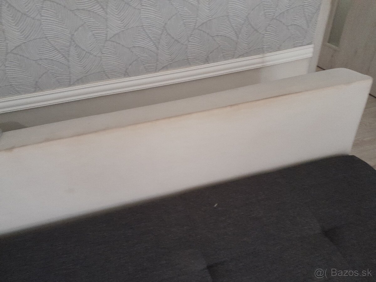 Sedacia suprava v tváre U - 4