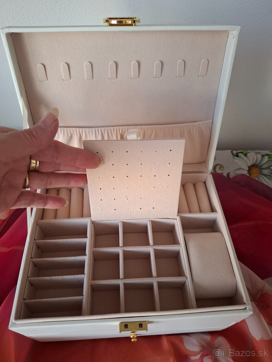 Šperkovnica nová uzamykateľná - 4