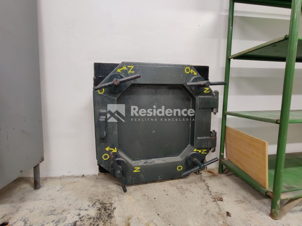 Nebytový priestor - atómový kryt na predaj, centrum Banská B - 4