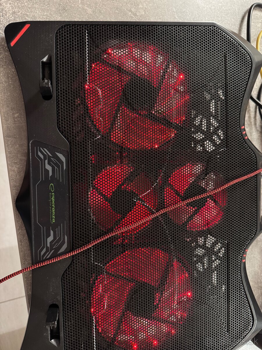 Lenovo Loq Luna grey - 4