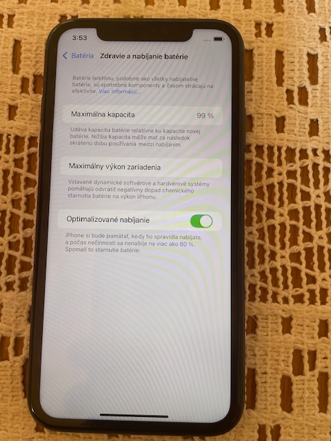Krásny Iphone 11 64GB batéria 99 percent - 4