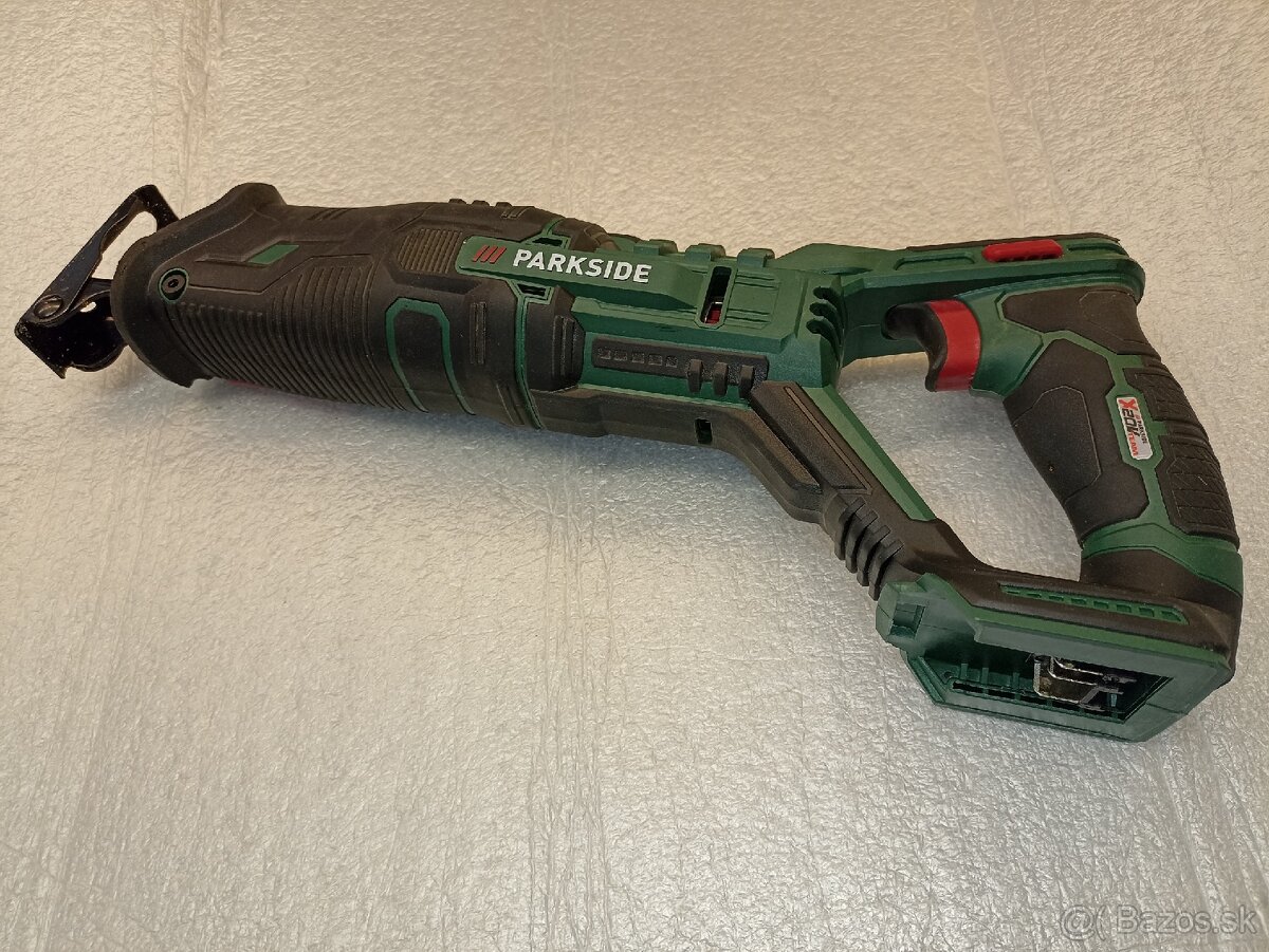 Predám chvostovú pílu Parkside PSSA 20-LI B2 - 4