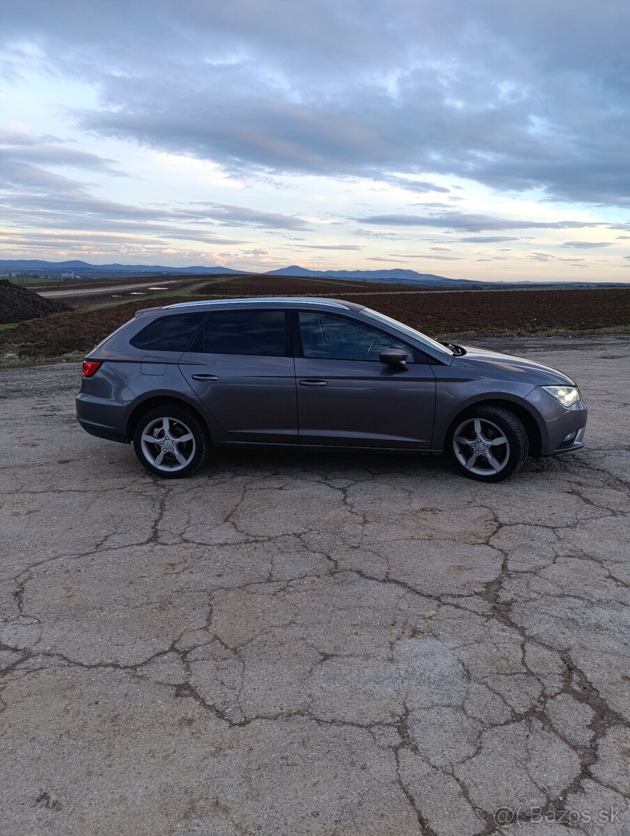 Seat Leon 3 ST 1.2 tsi 77 Kw - 4