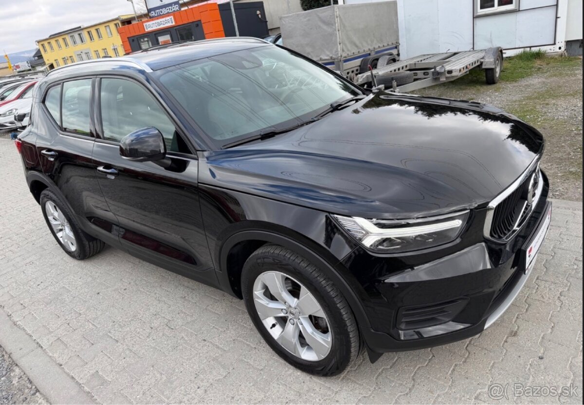 Volvo XC40 B4 Momentum Pro AWD A/T - 4