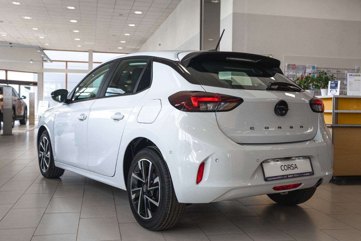 Opel Corsa Edition 1,2T 100k MT6 - 4