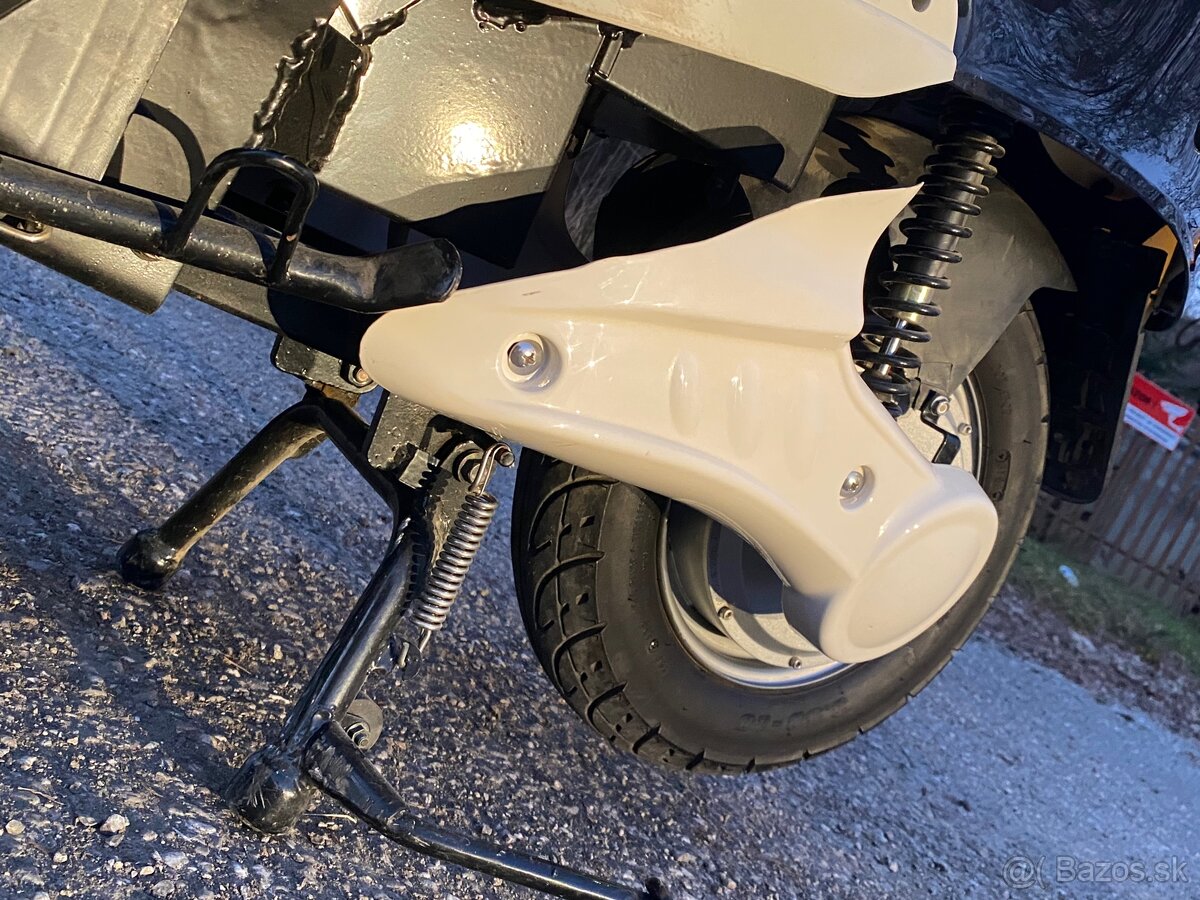 Elektro-skúter - 4