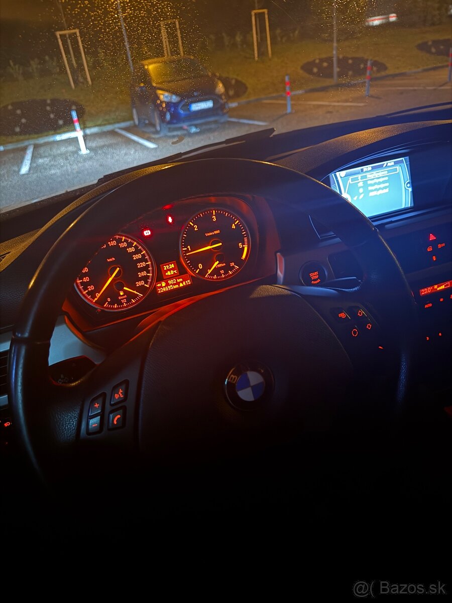 BMW E91 318d 105kw - 4