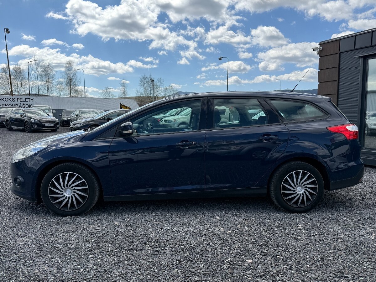 Ford Focus Kombi 1.0 EcoBoost Trend - 4