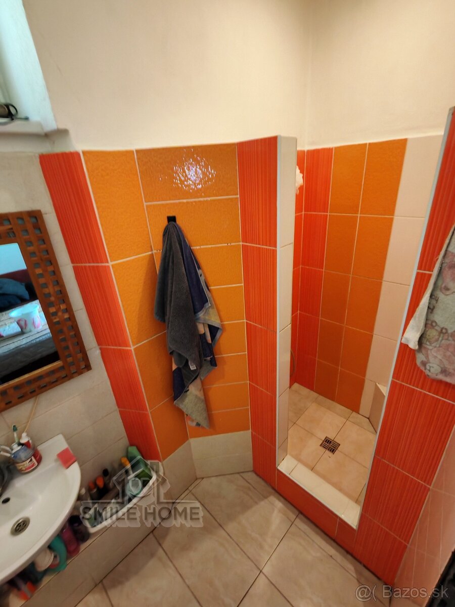 3 IZBOVÝ BYT NA PREDAJ - RUŽOMBEROK - 4